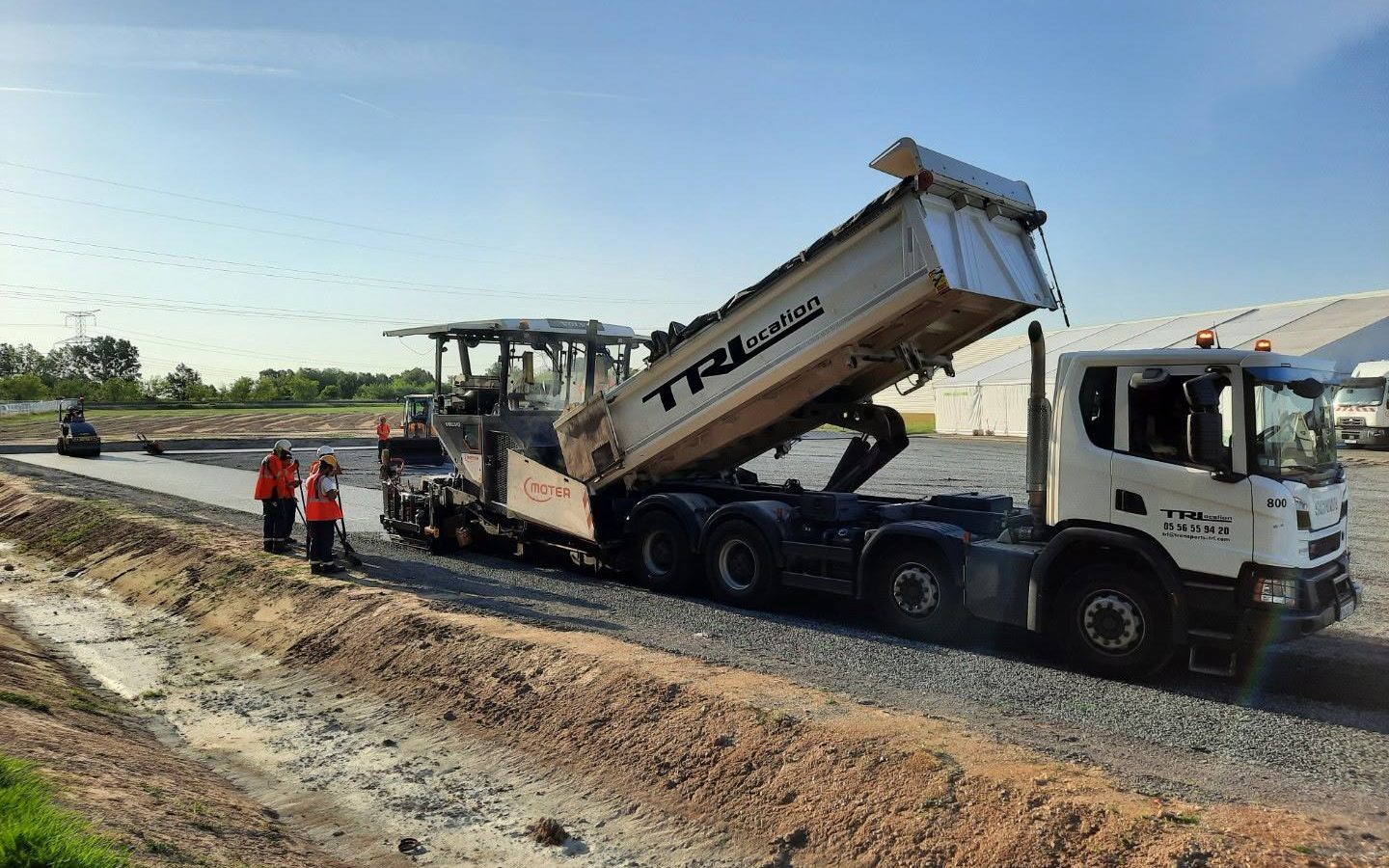 Besoin de camions avec chauffeur ?